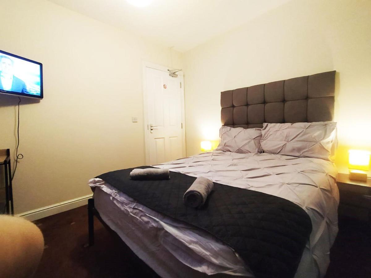 Bankwell Guest House Manchester Bagian luar foto