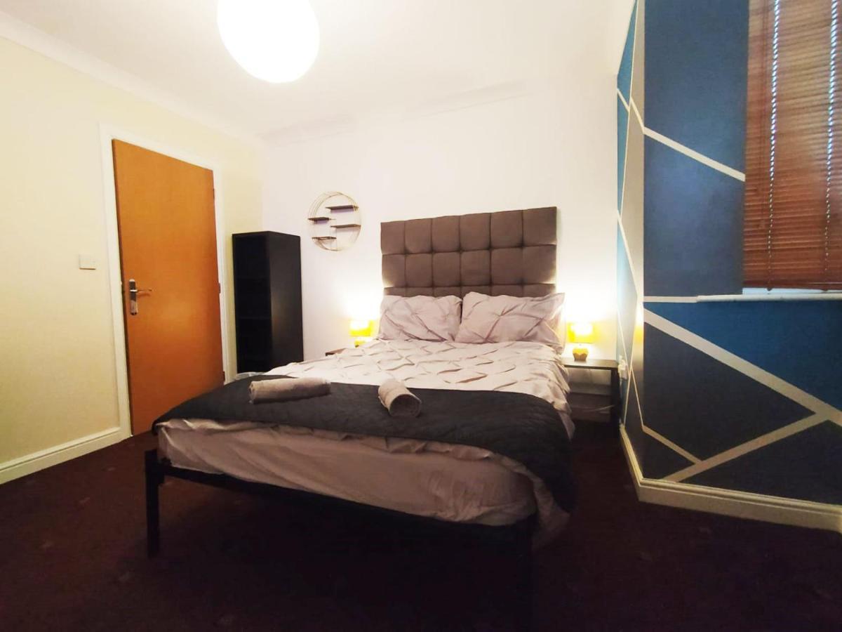 Bankwell Guest House Manchester Bagian luar foto